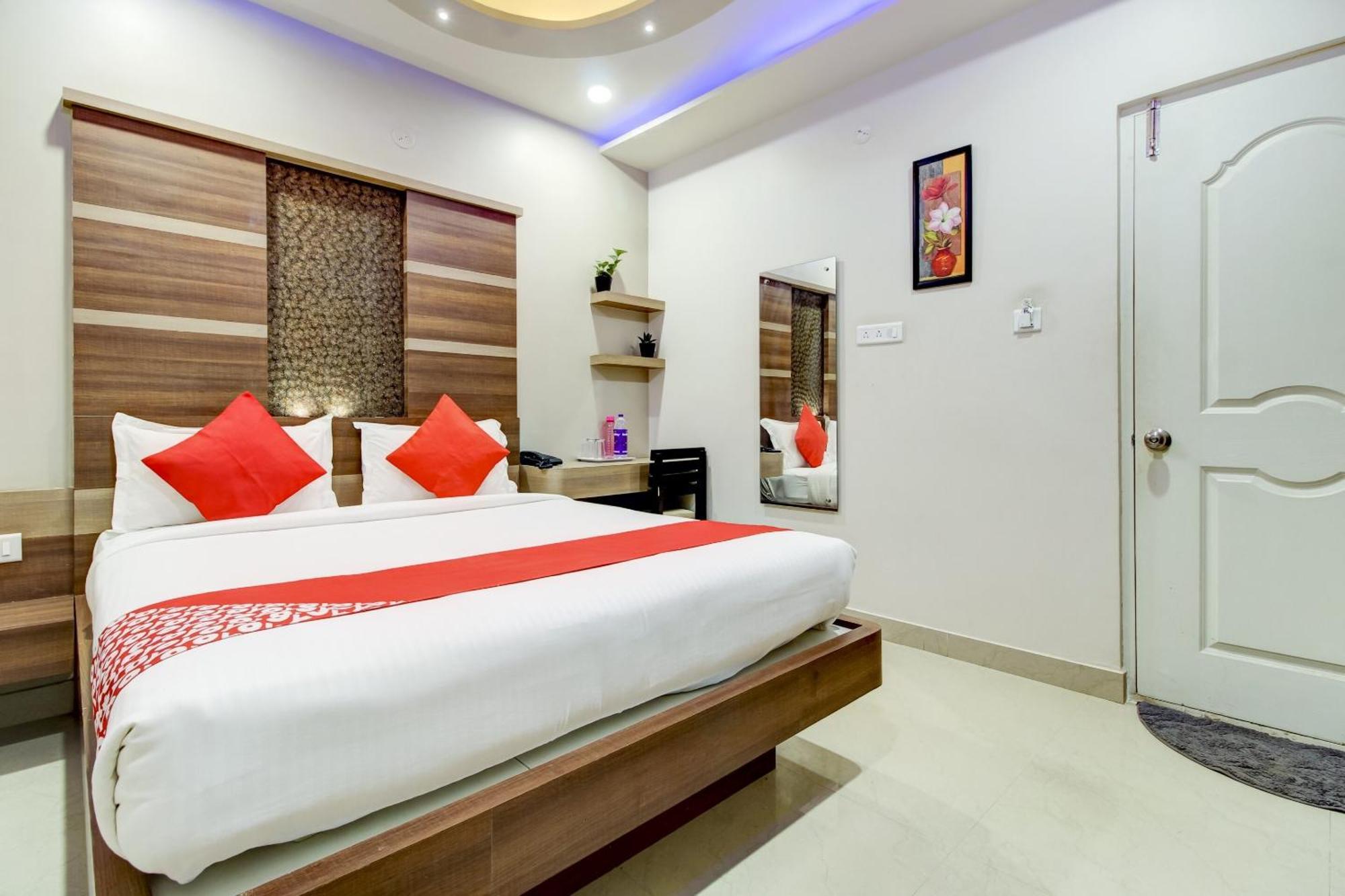 OYO 76781 Emara Boutique Hotel Bangalore Exterior foto
